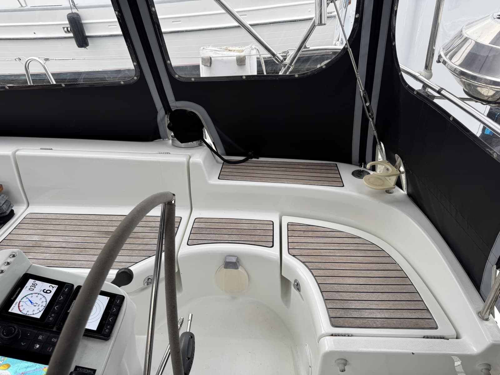 2004 Beneteau 423 - Photo 106