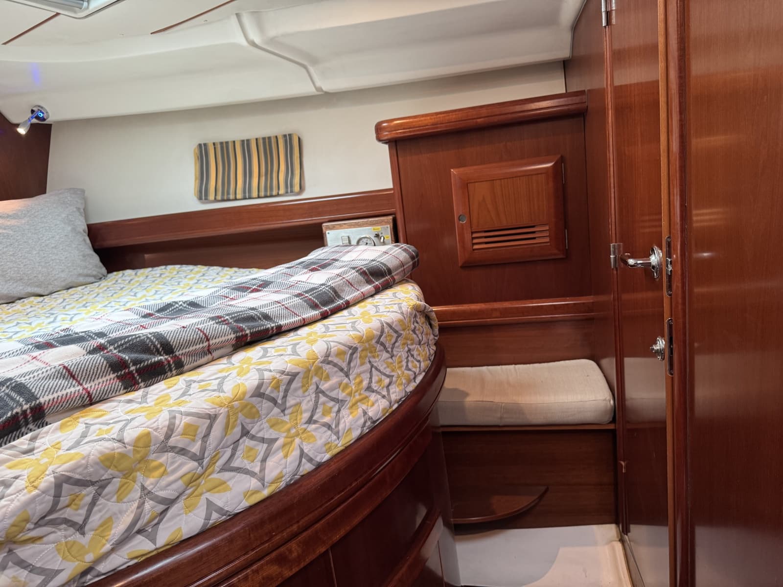 2004 Beneteau 423 - Photo 54