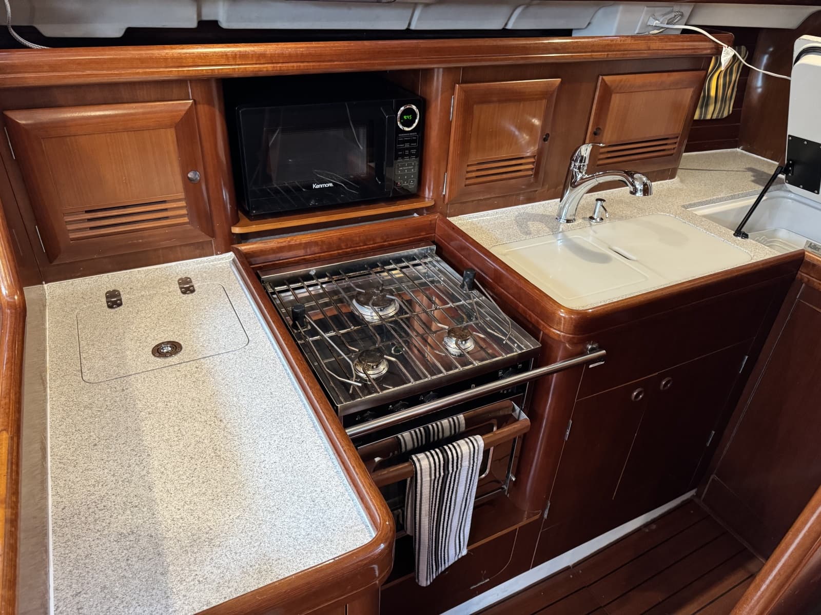 2004 Beneteau 423 - Photo 27