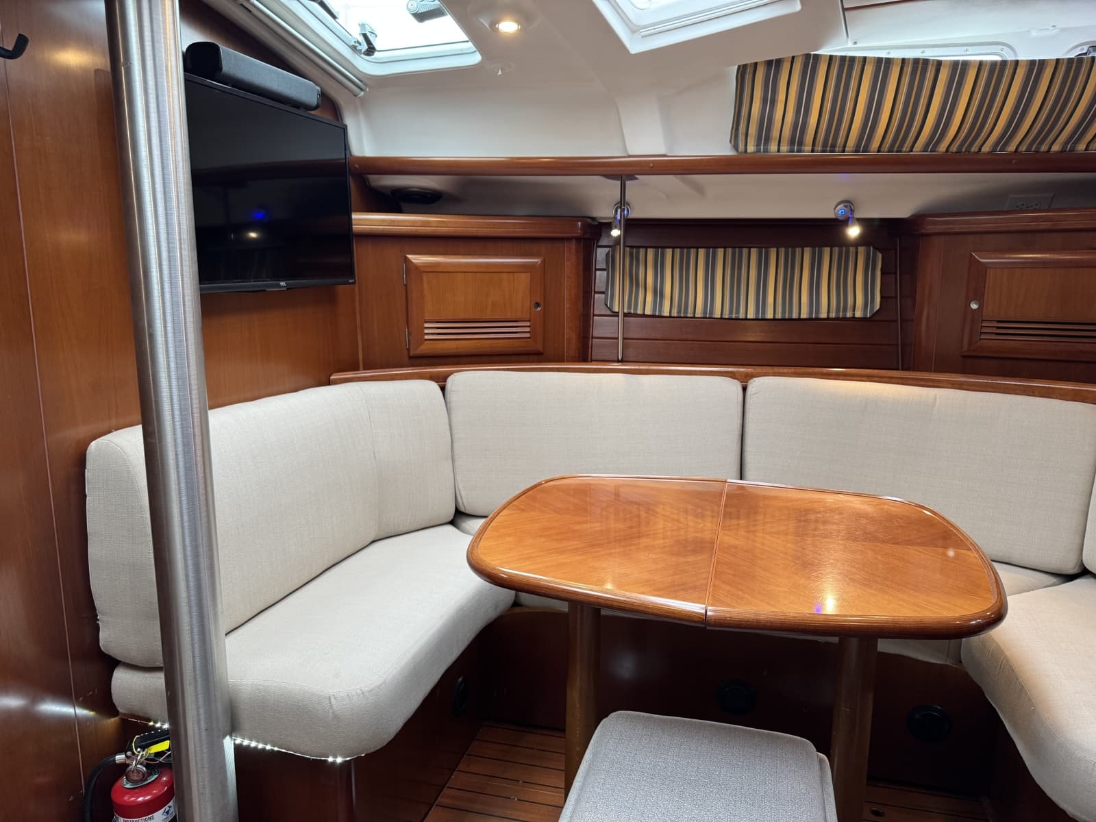 2004 Beneteau 423 - Photo 48