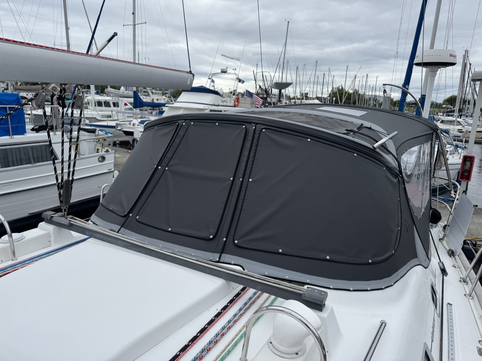 2004 Beneteau 423 - Photo 17