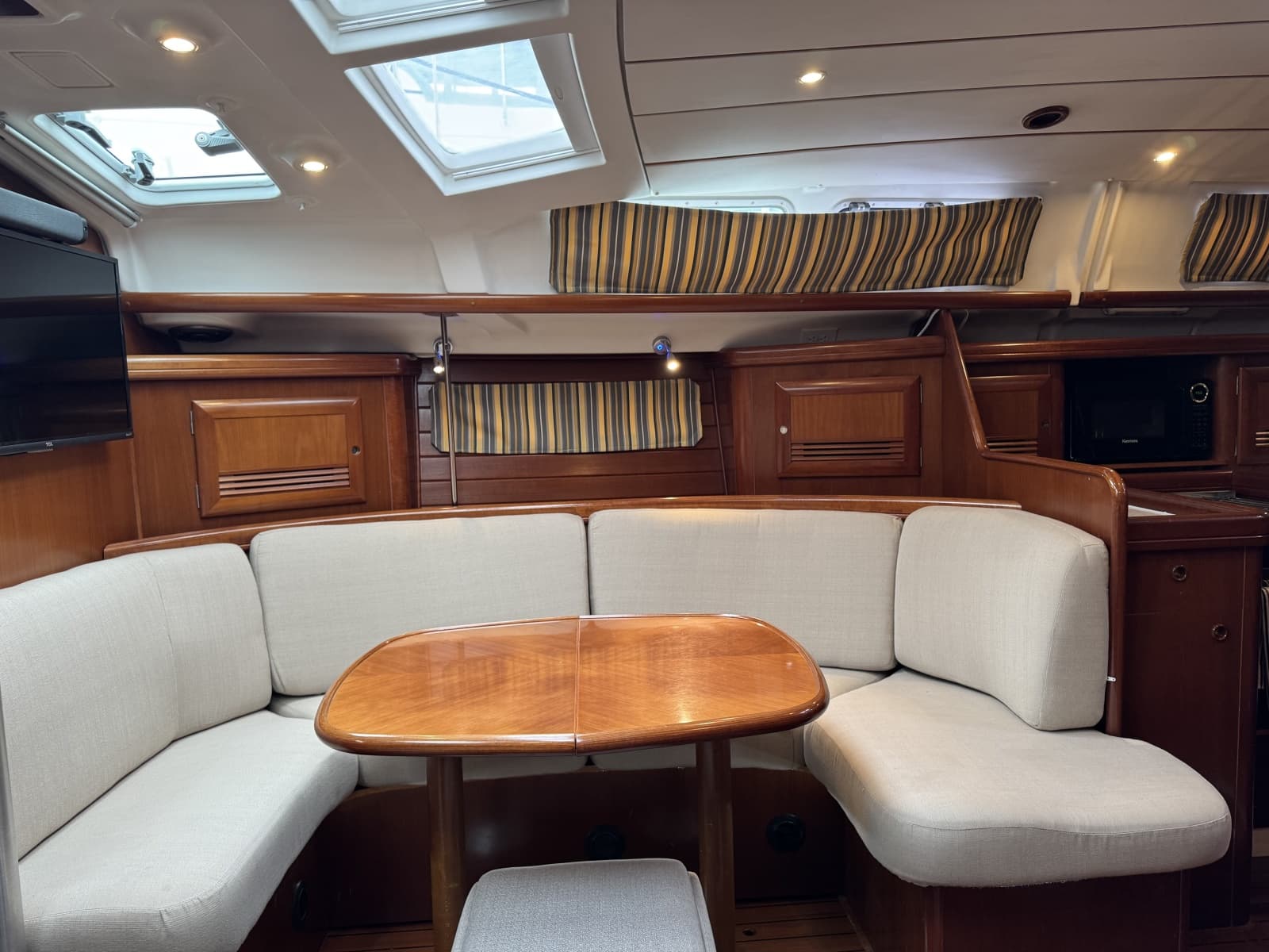 2004 Beneteau 423 - Photo 47