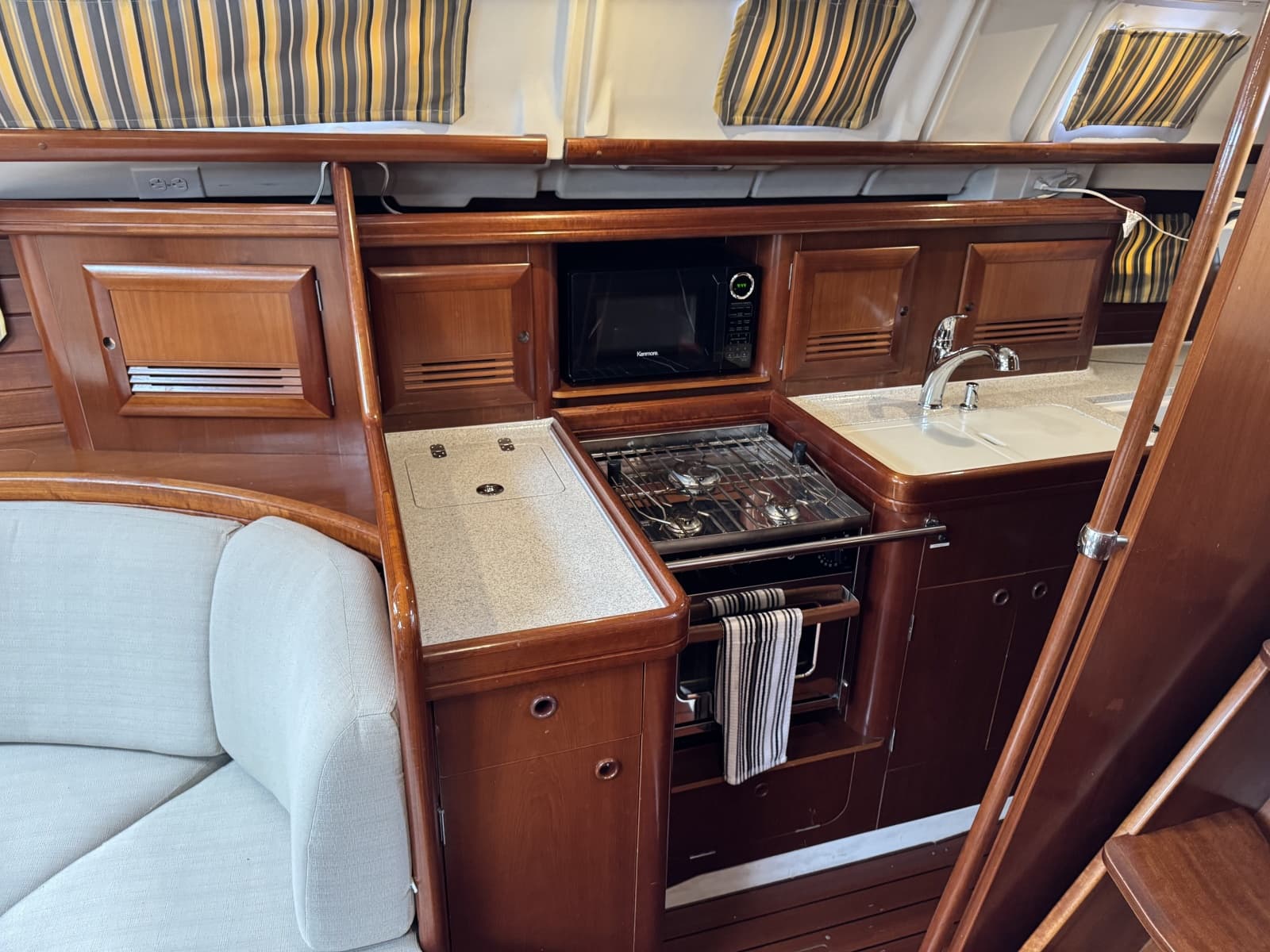 2004 Beneteau 423 - Photo 26