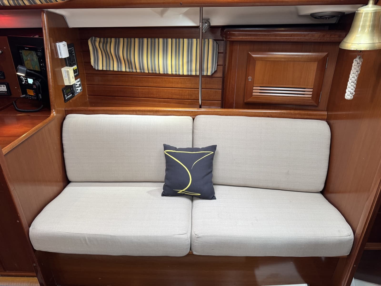 2004 Beneteau 423 - Photo 38