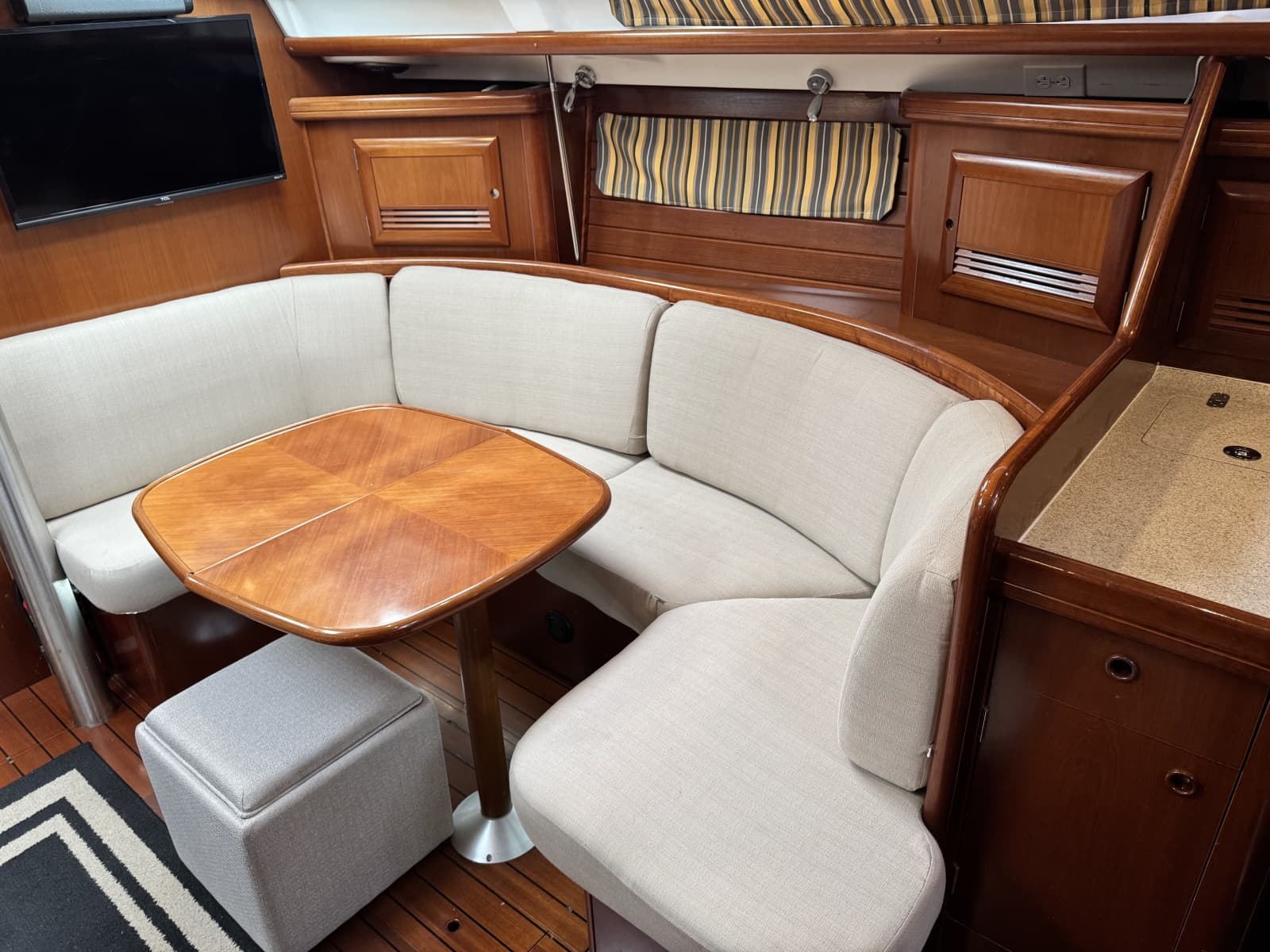 2004 Beneteau 423 - Photo 25