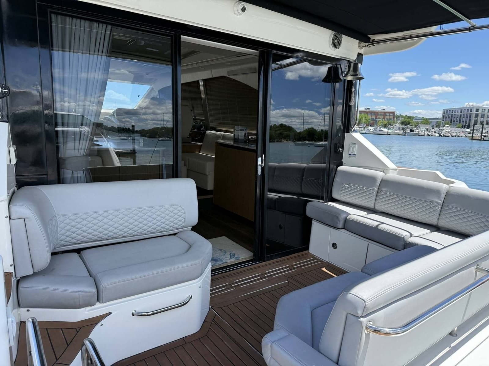 2018 Sea Ray  - Photo 5
