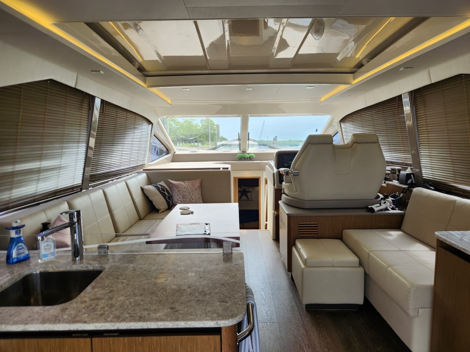 2018 Sea Ray  - Photo 4