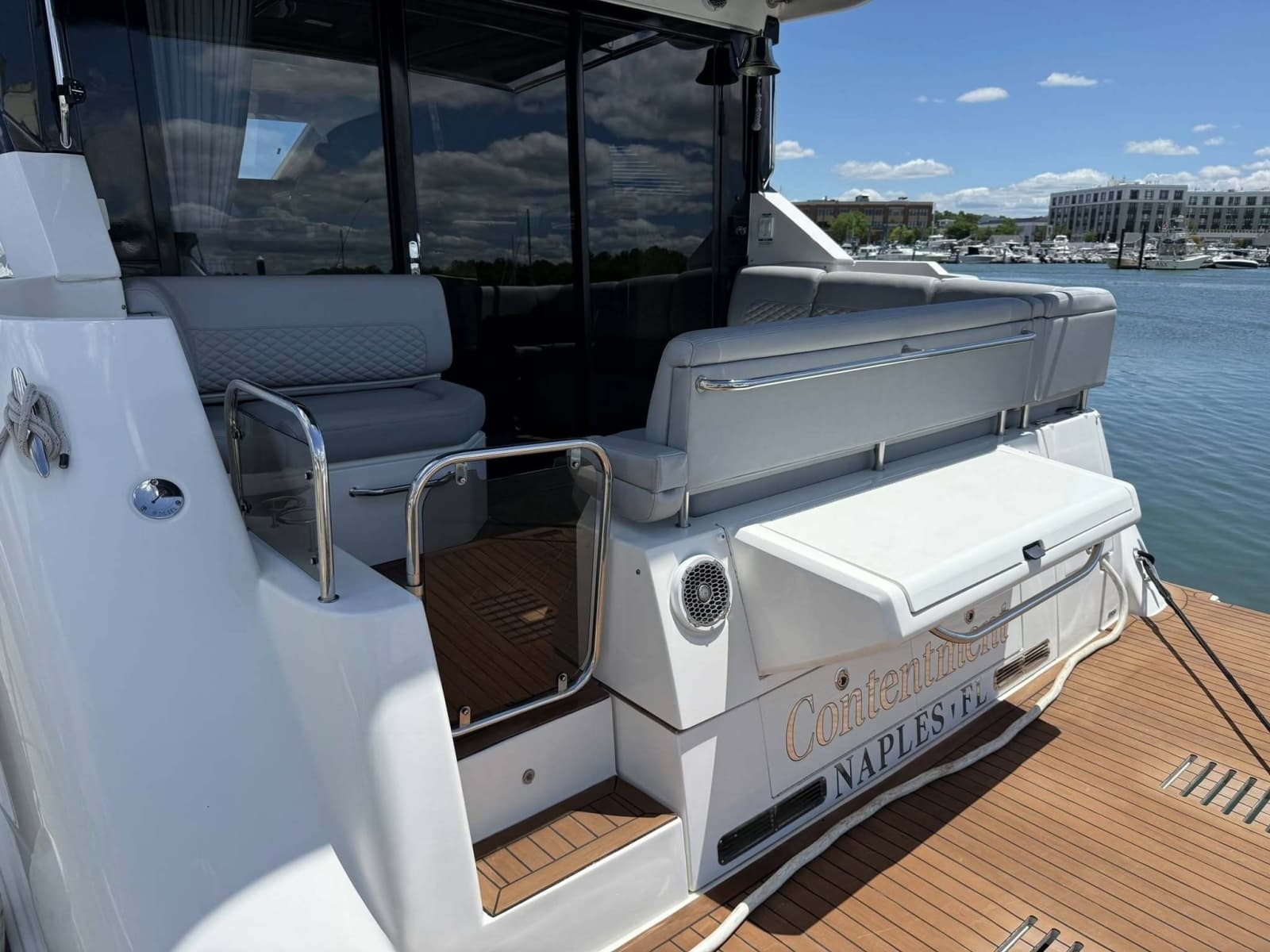 2018 Sea Ray  - Photo 4