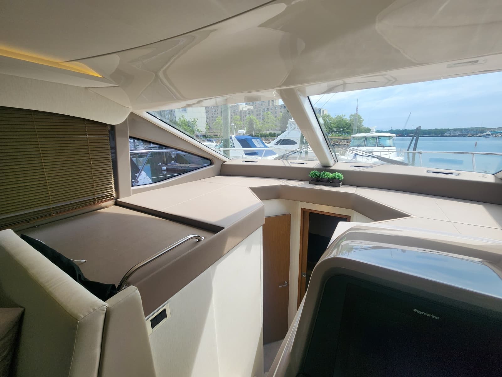 2018 Sea Ray  - Photo 16