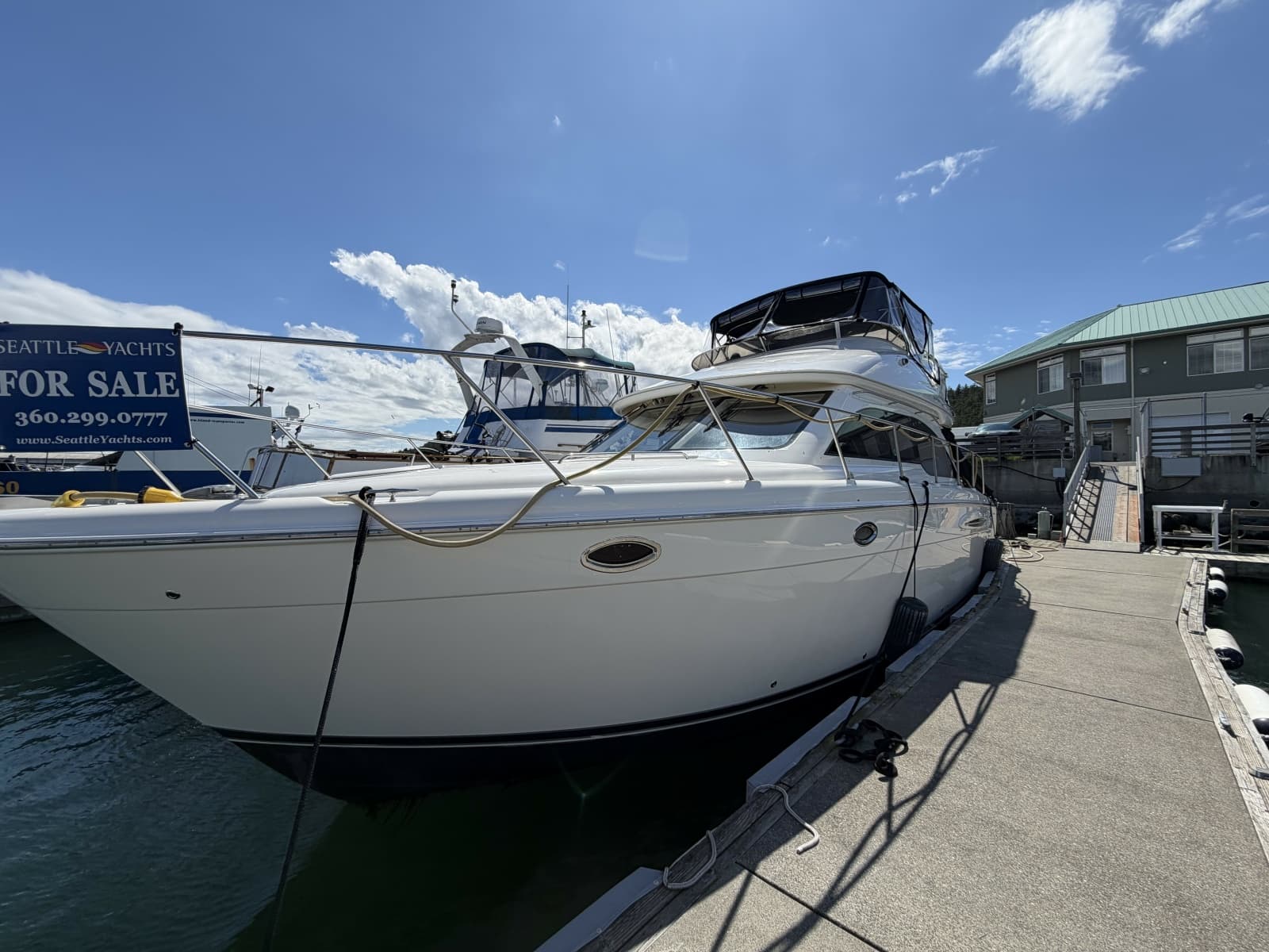 2004 Meridian 411 - Photo 1