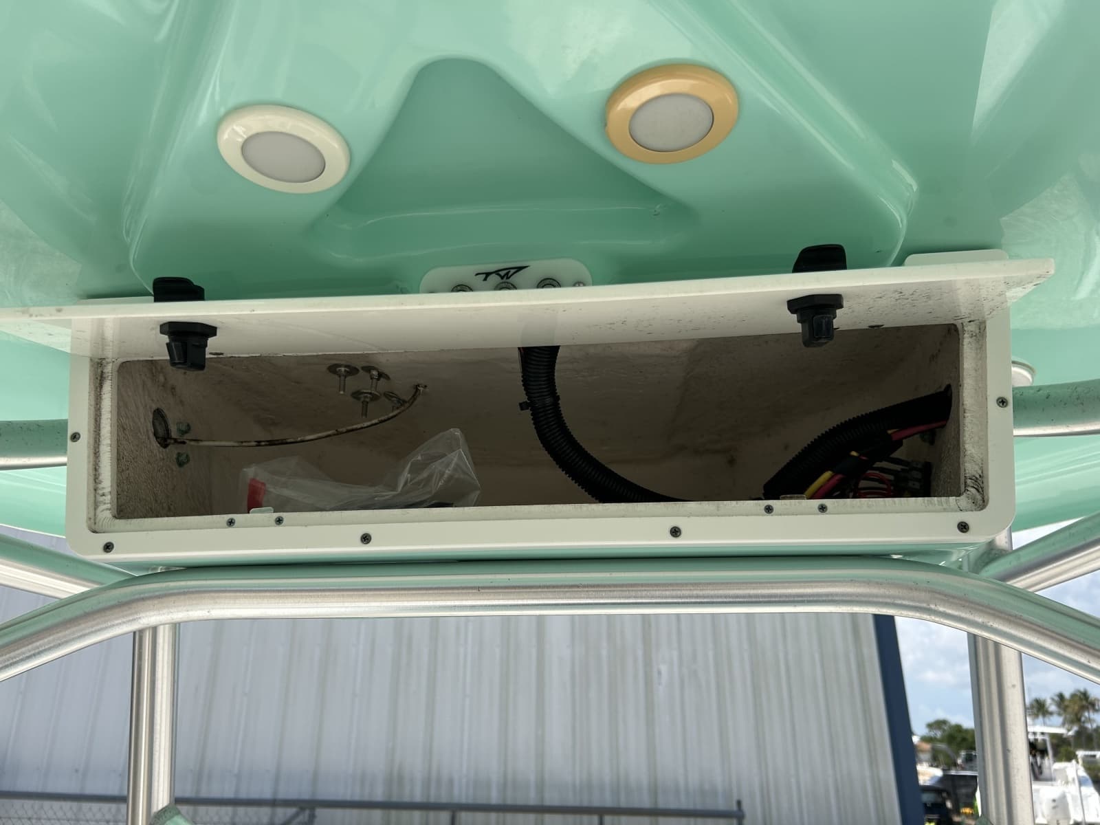 2016 Tidewater 210LXF - Photo 28