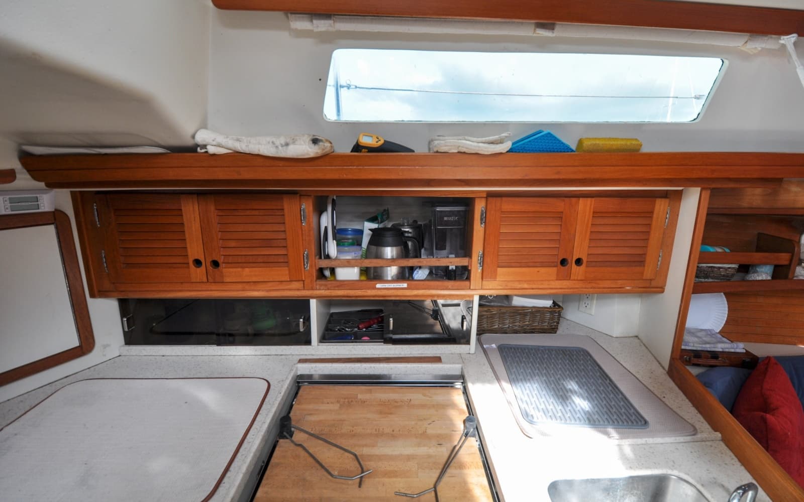 1993 Catalina 42 - Photo 90