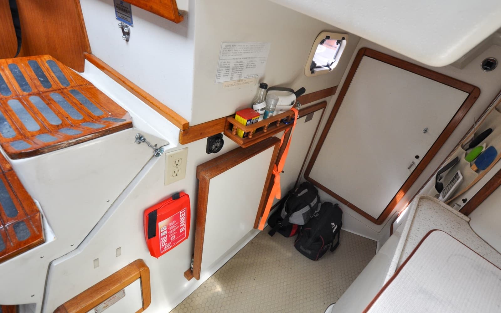 1993 Catalina 42 - Photo 97