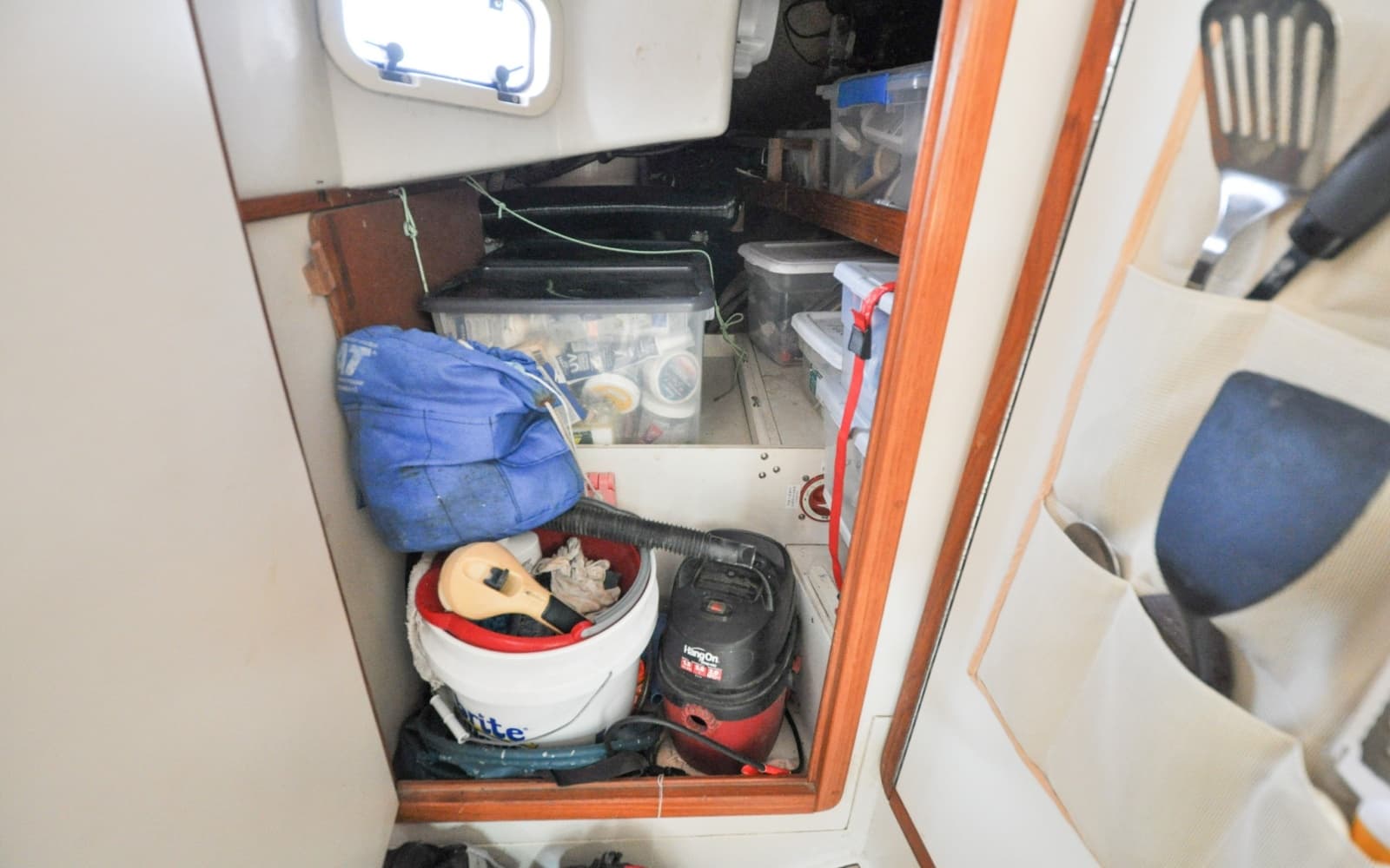 1993 Catalina 42 - Photo 96