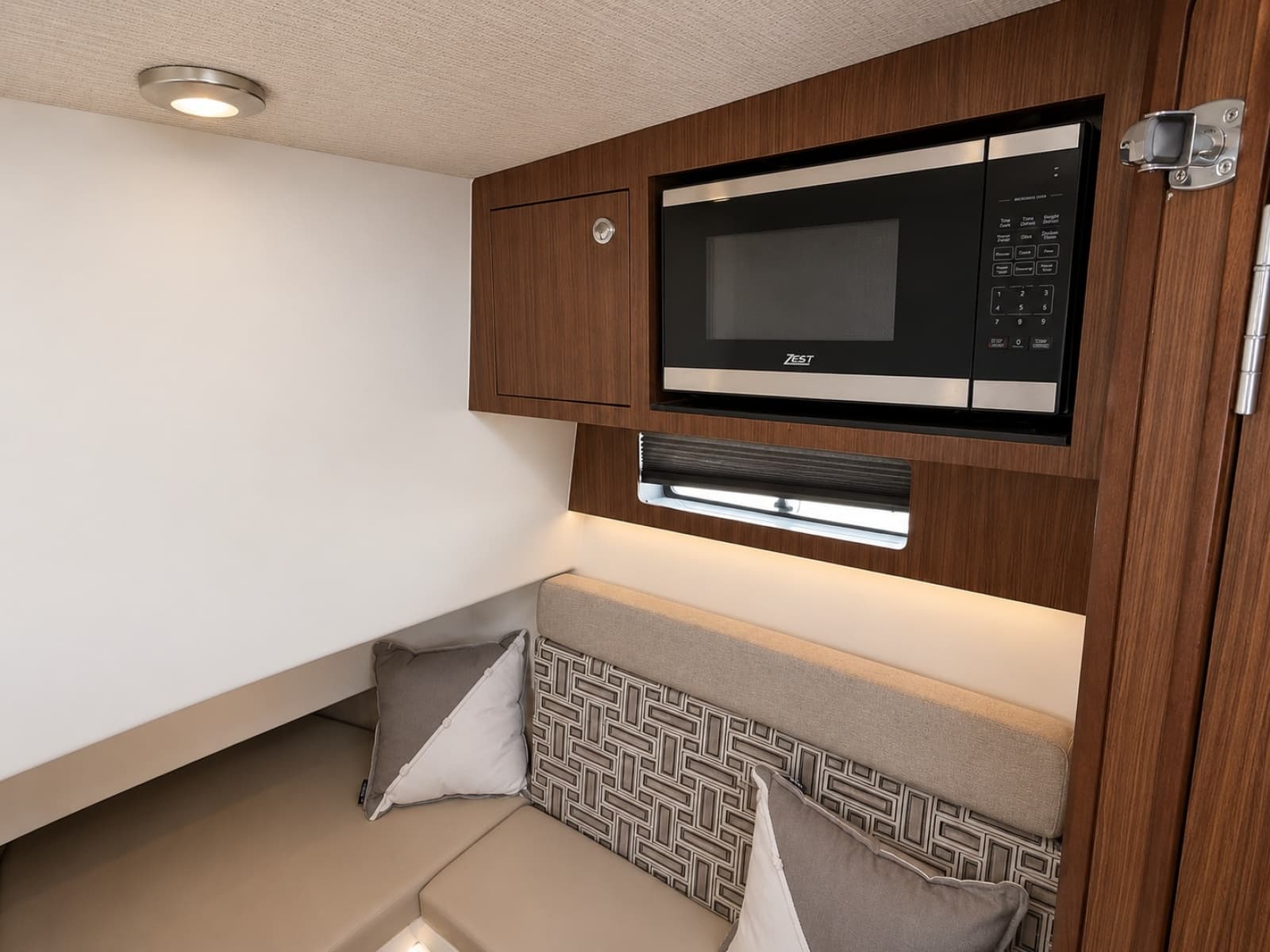 2023 Pursuit  - Photo 12