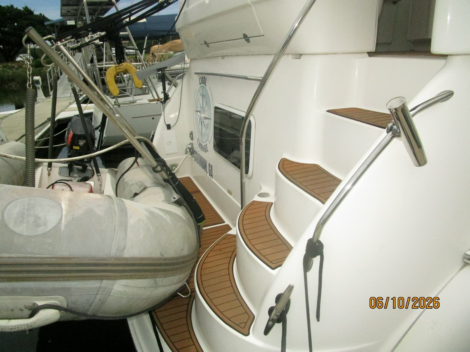 2004 Sea Ray 390 - Photo 34