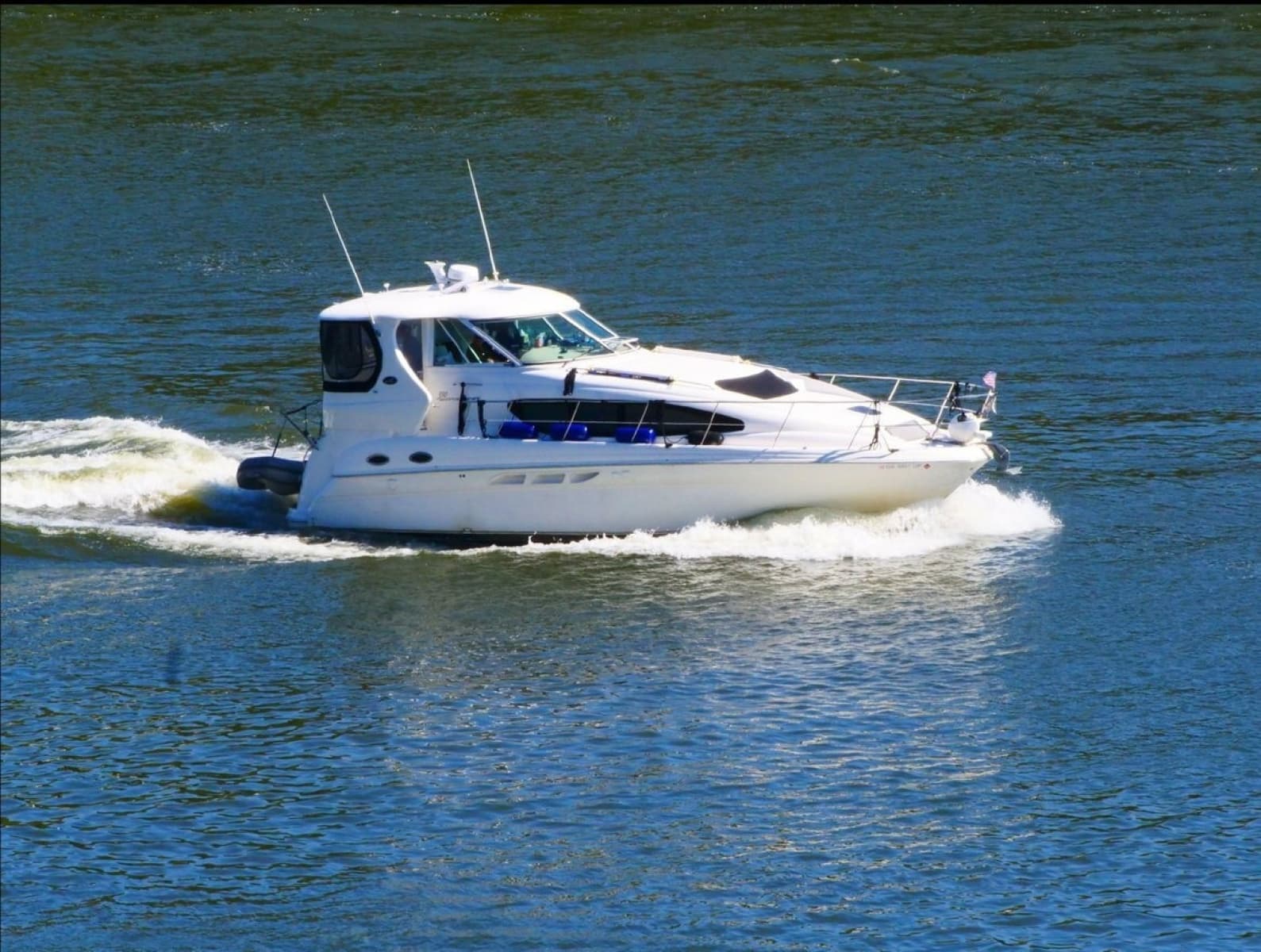 2004 Sea Ray 390 - Photo 6
