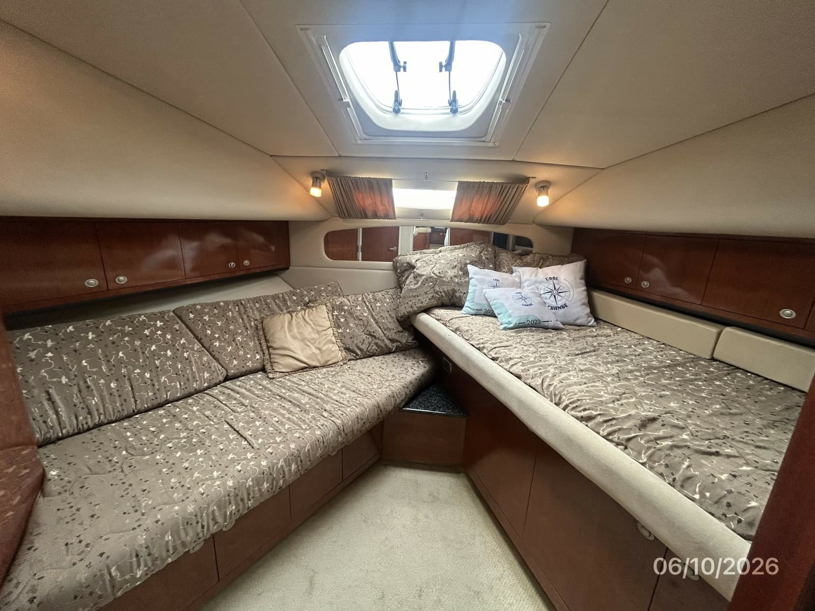 2004 Sea Ray 390 - Photo 55