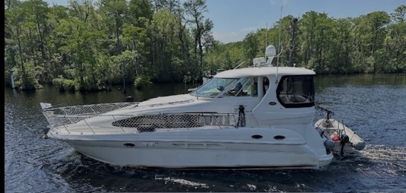 2004 Sea Ray 390 - Photo 3