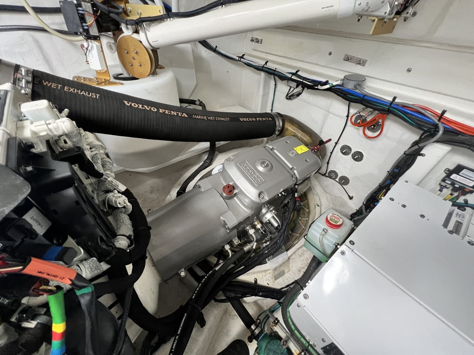 2021 Cruisers Yachts 50 Cantius - Photo 77