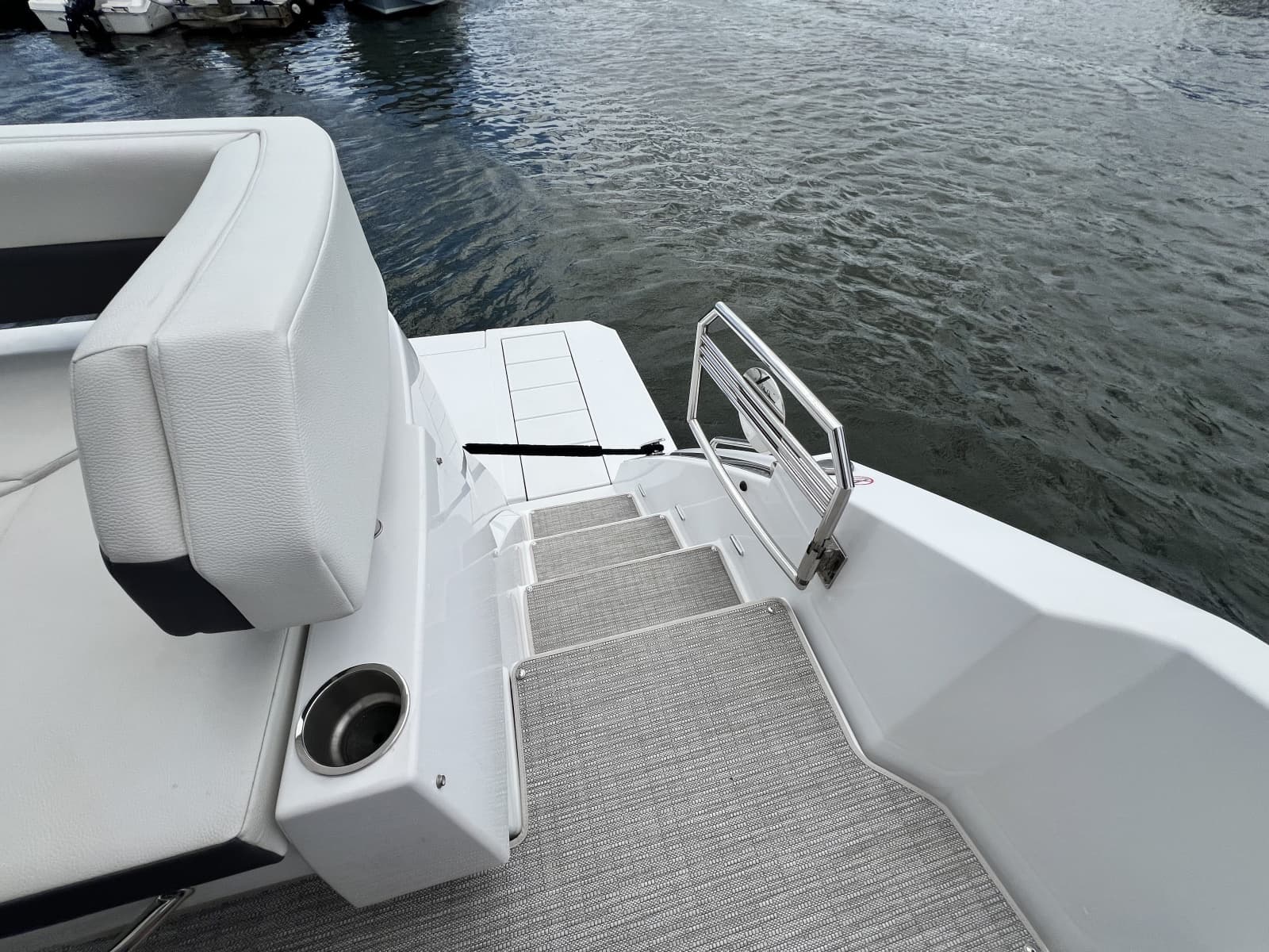 2021 Cruisers Yachts 50 Cantius - Photo 55