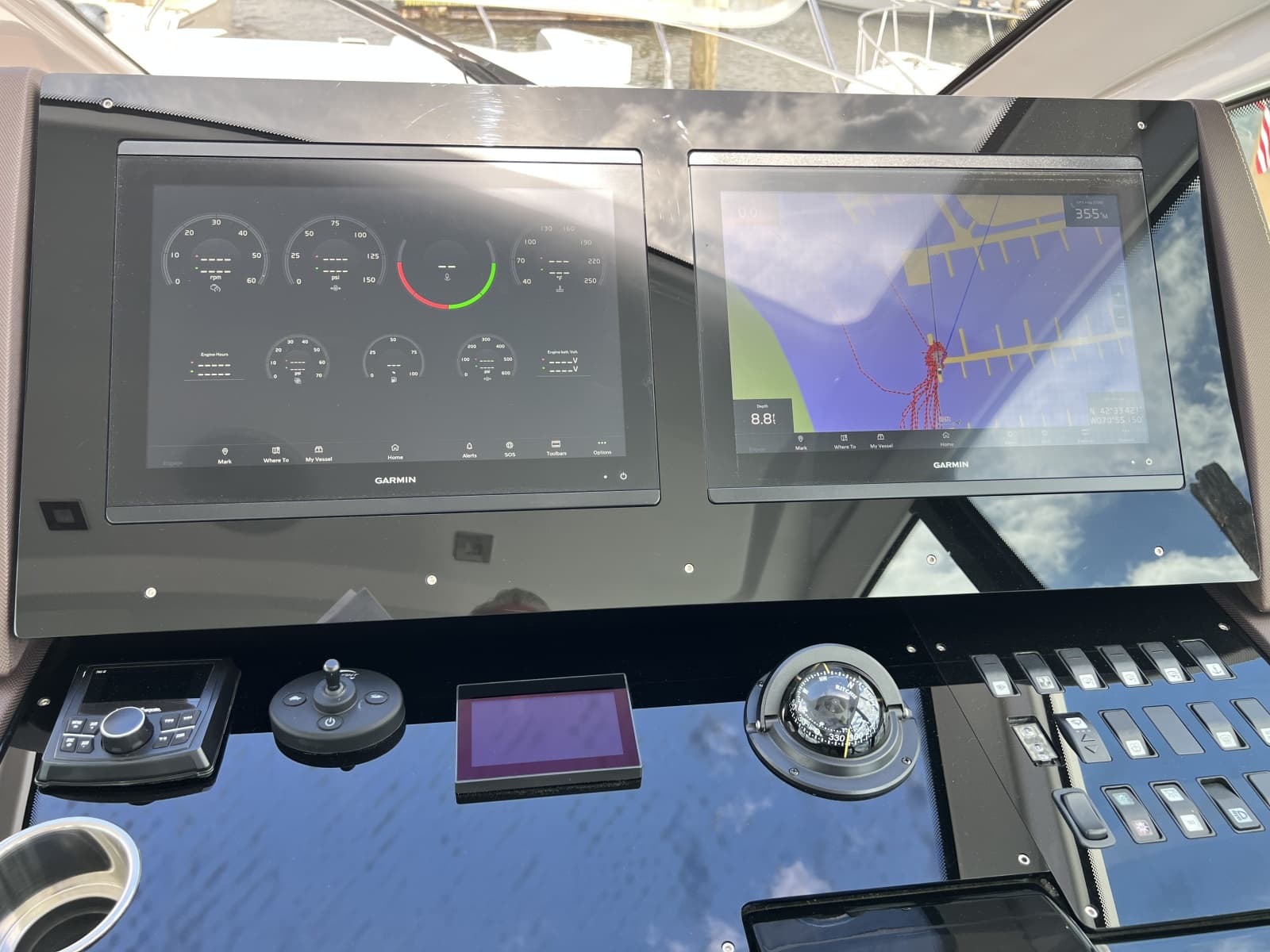 2021 Cruisers Yachts 50 Cantius - Photo 26