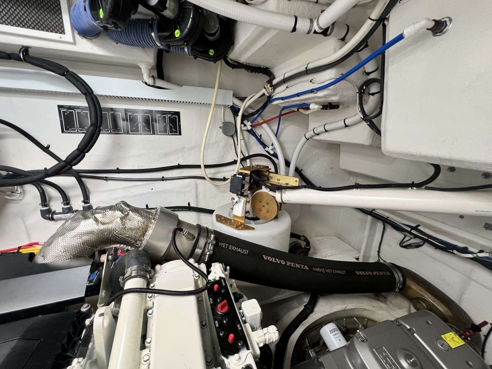 2021 Cruisers Yachts 50 Cantius - Photo 78