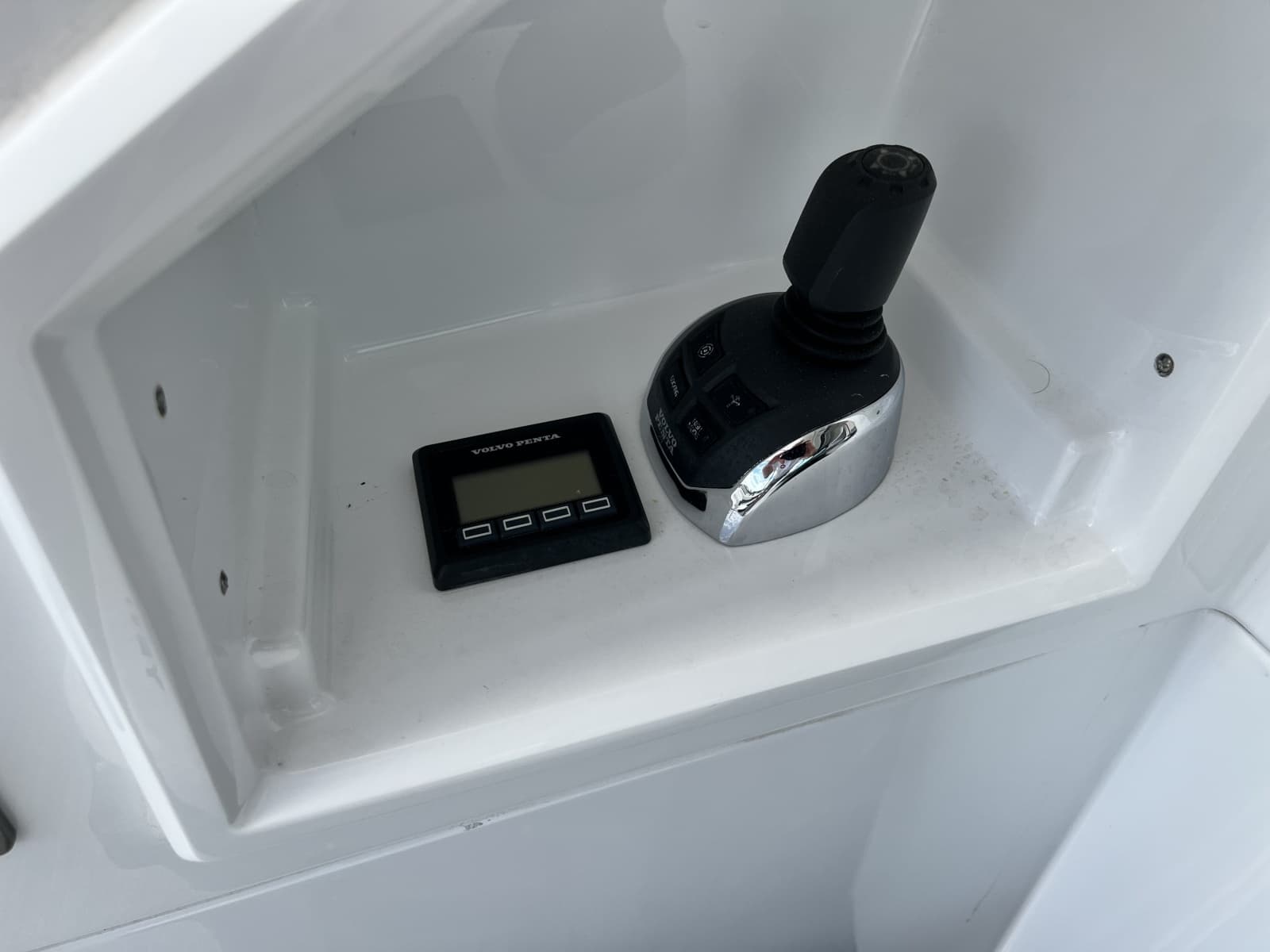 2021 Cruisers Yachts 50 Cantius - Photo 51