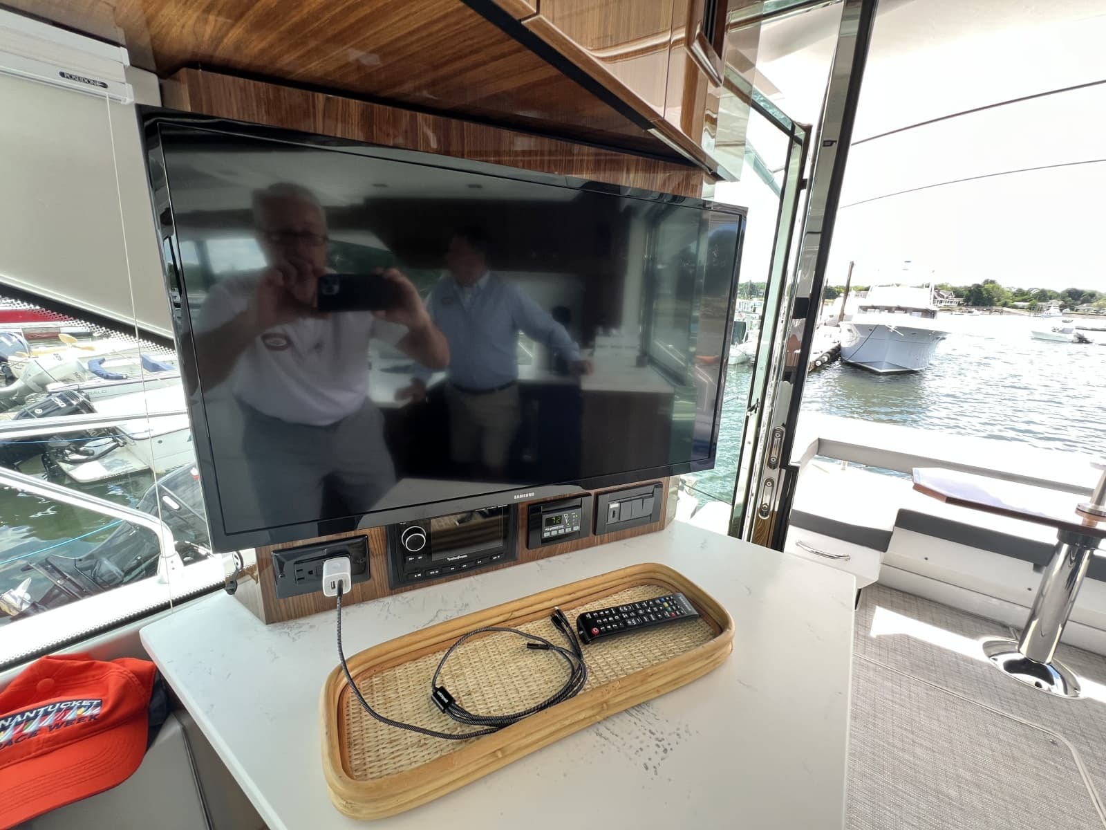 2021 Cruisers Yachts 50 Cantius - Photo 16