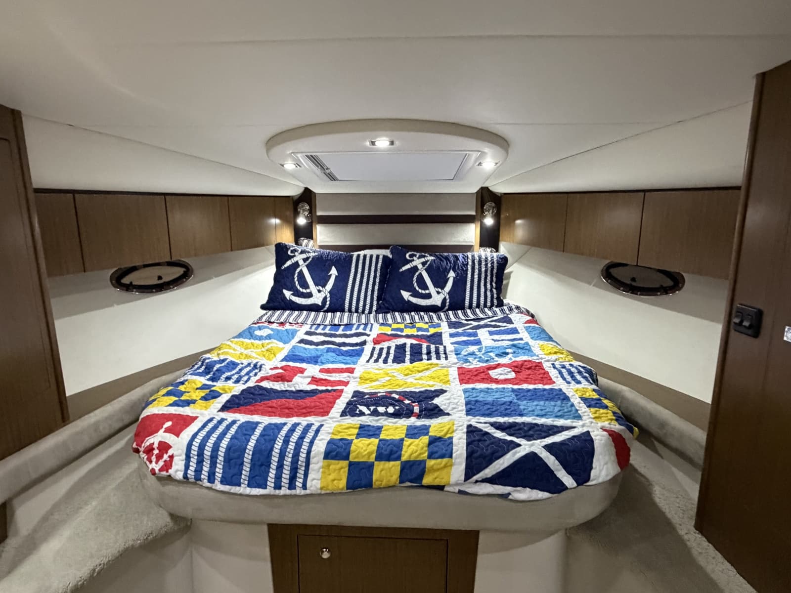 2014 Cruisers 350 Express - Photo 9