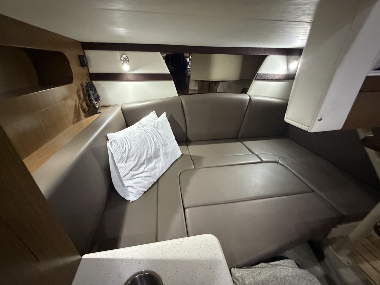 2014 Cruisers 350 Express - Photo 21
