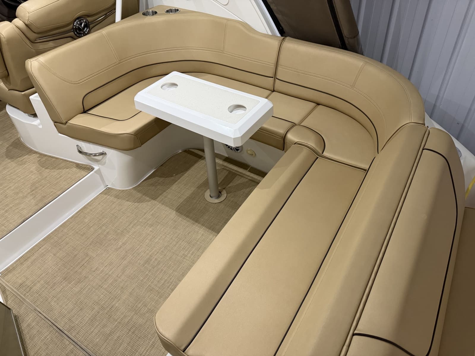 2014 Cruisers 350 Express - Photo 27