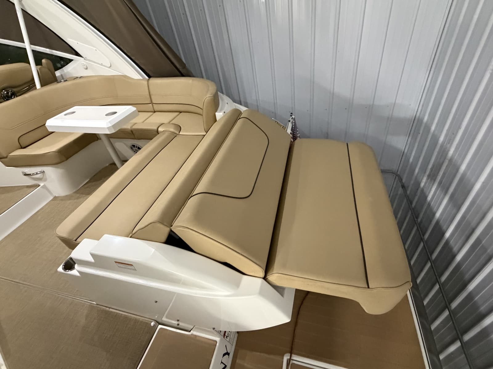 2014 Cruisers 350 Express - Photo 31