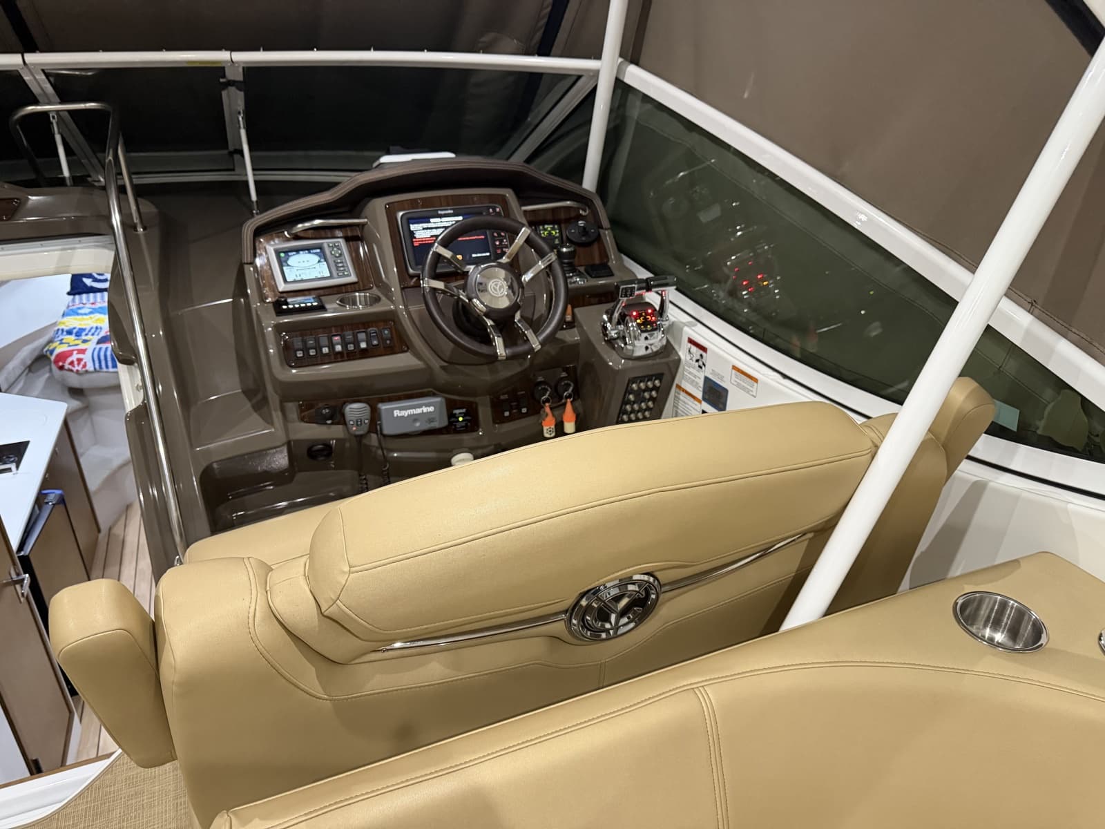 2014 Cruisers 350 Express - Photo 49