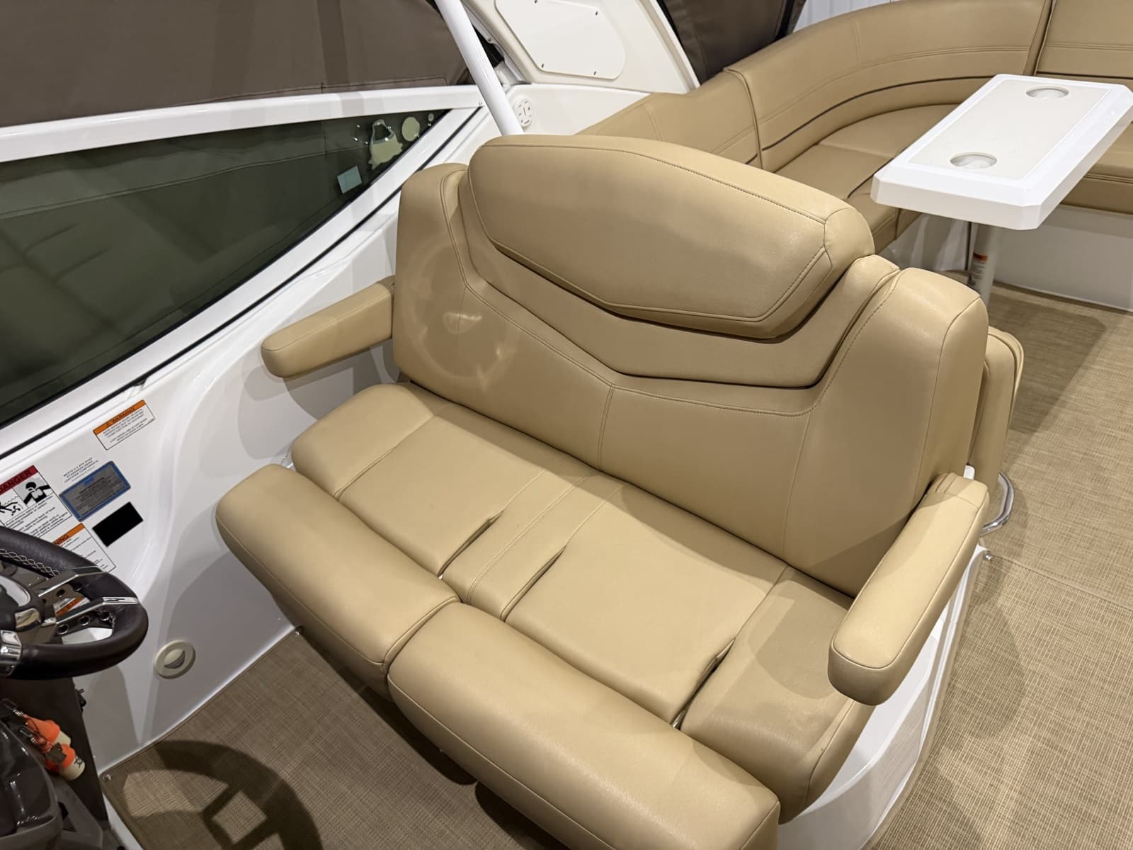 2014 Cruisers 350 Express - Photo 50