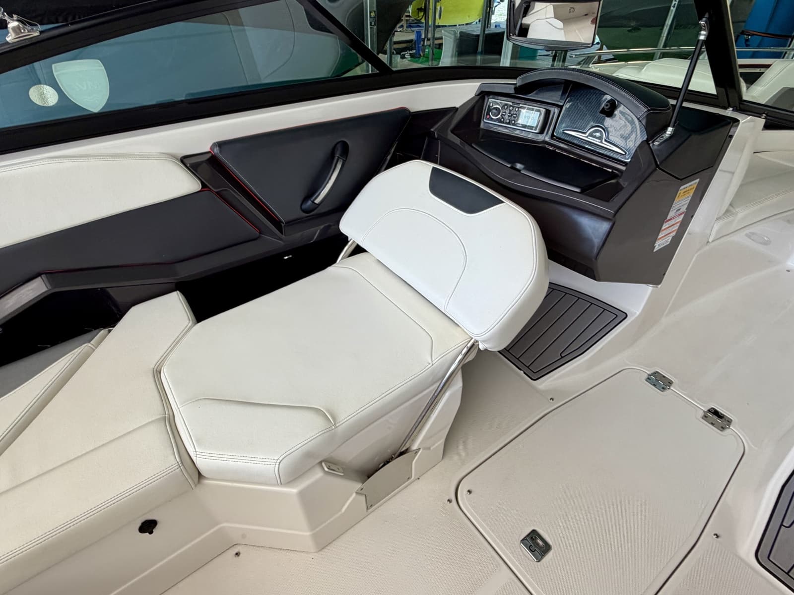 2014 Monterey 234SS Super Sport - Photo 31