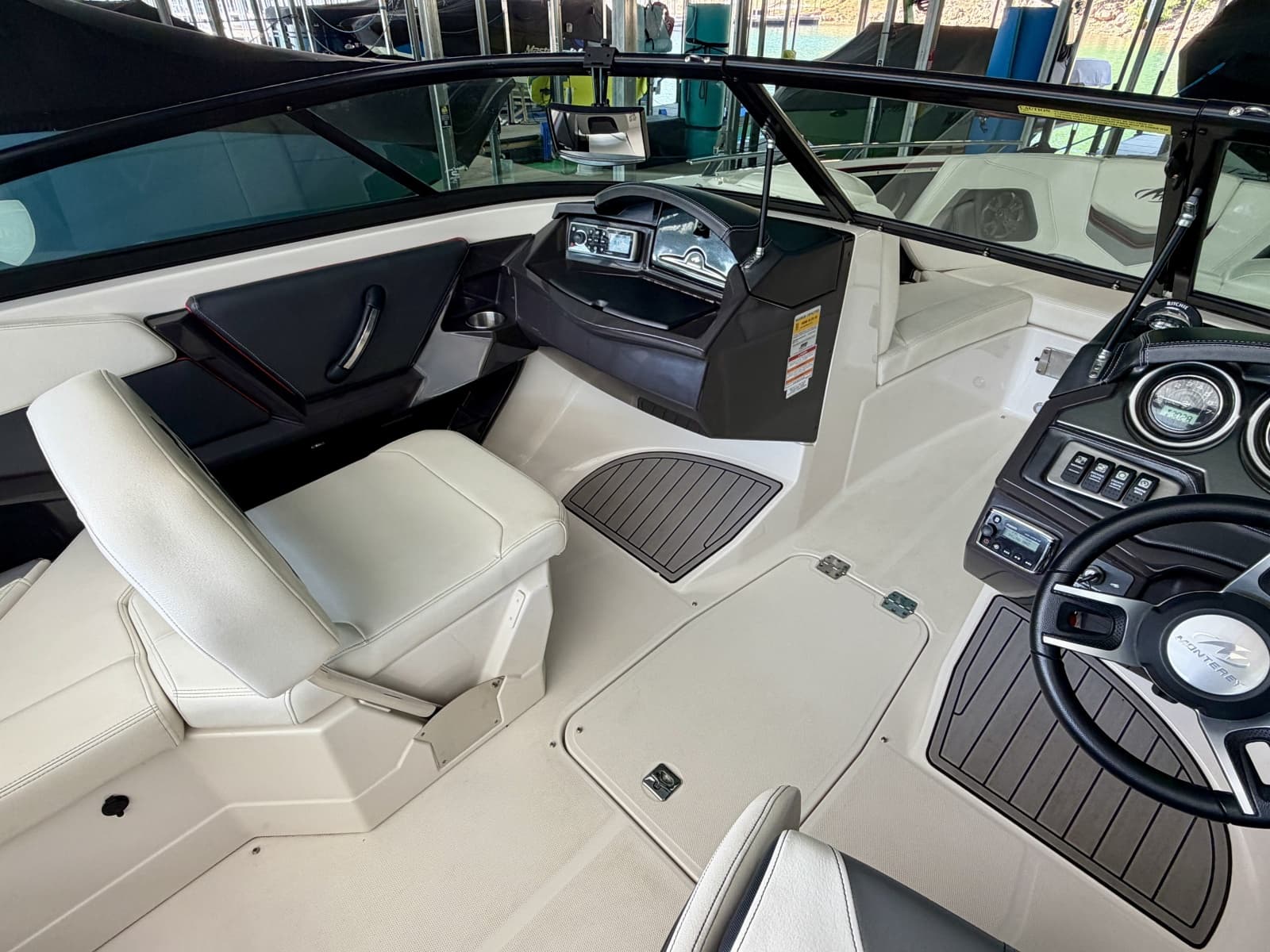 2014 Monterey 234SS Super Sport - Photo 28