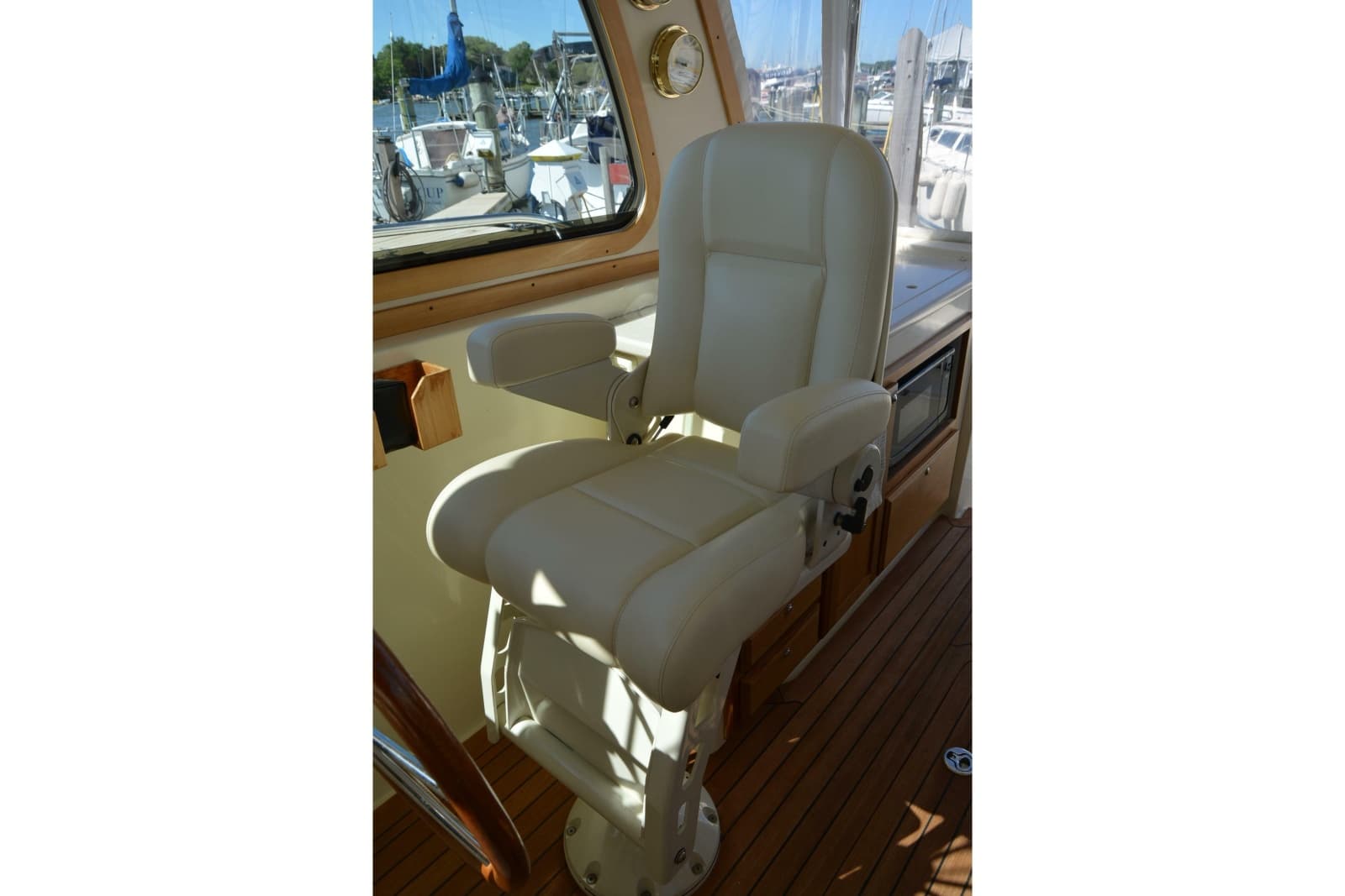 2009 Sabre 34 Express - Photo 72