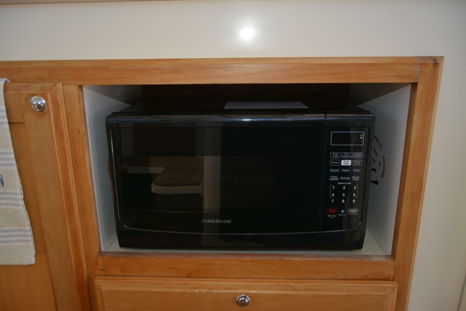 2009 Sabre 34 Express - Photo 39