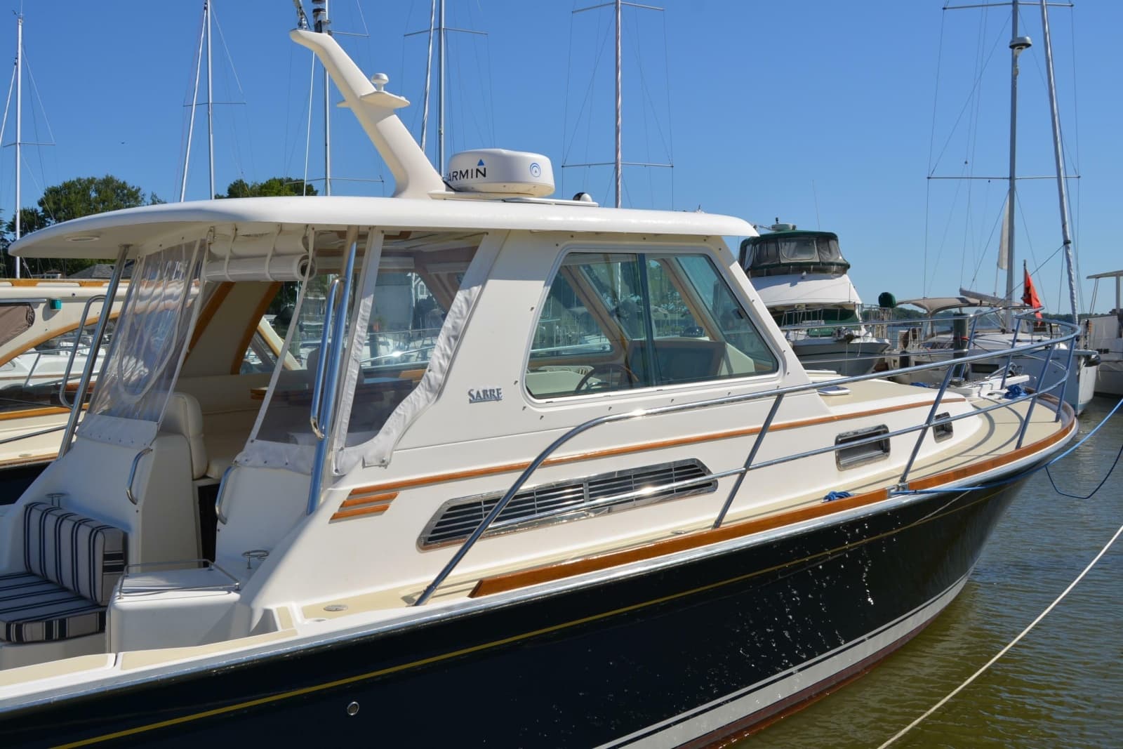 2009 Sabre 34 Express - Photo 2