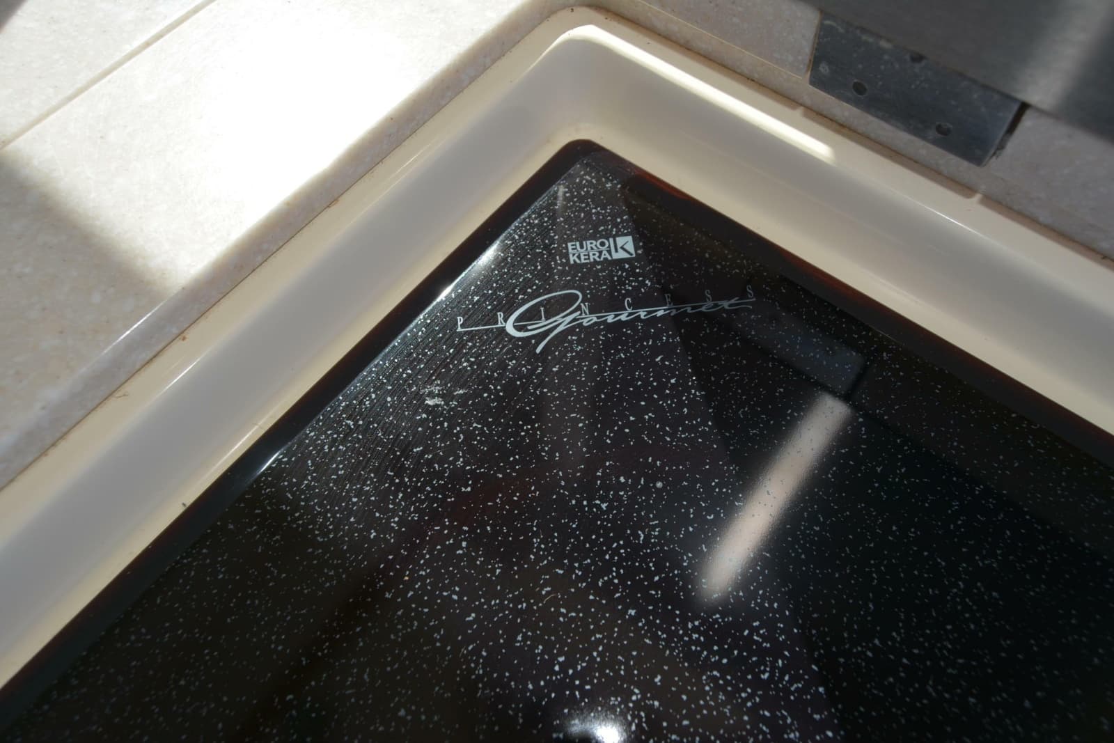 2009 Sabre 34 Express - Photo 41