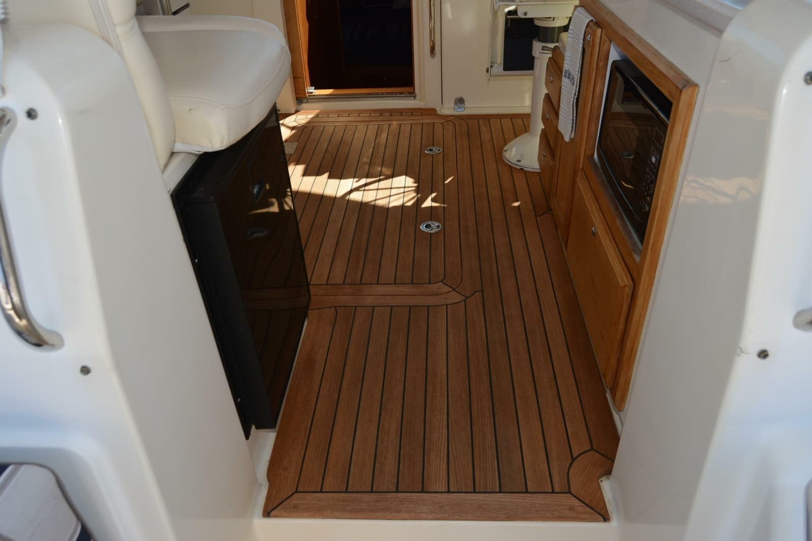 2009 Sabre 34 Express - Photo 45