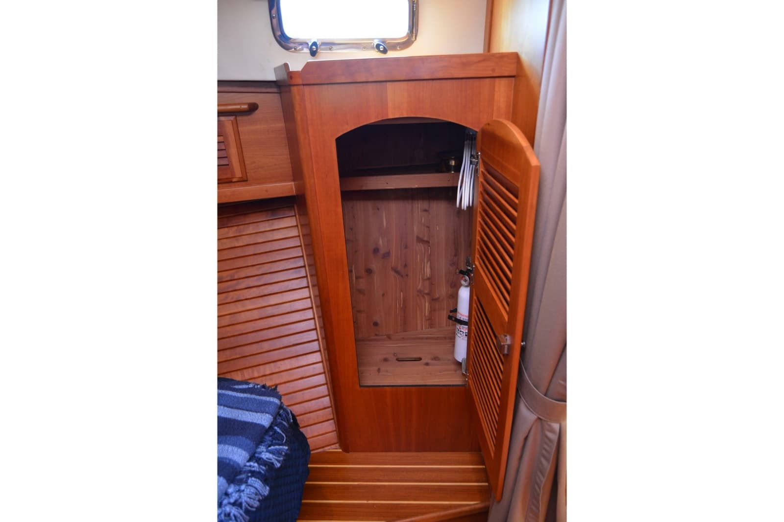 2009 Sabre 34 Express - Photo 91