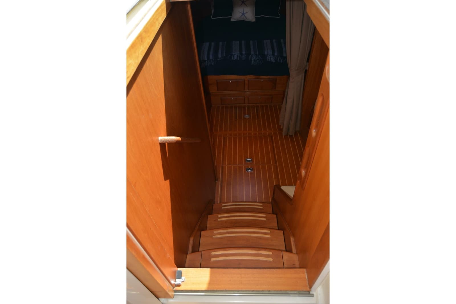 2009 Sabre 34 Express - Photo 73