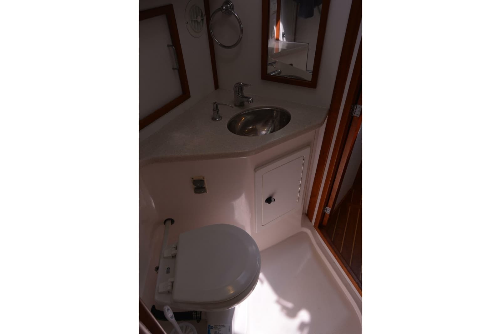 2009 Sabre 34 Express - Photo 100