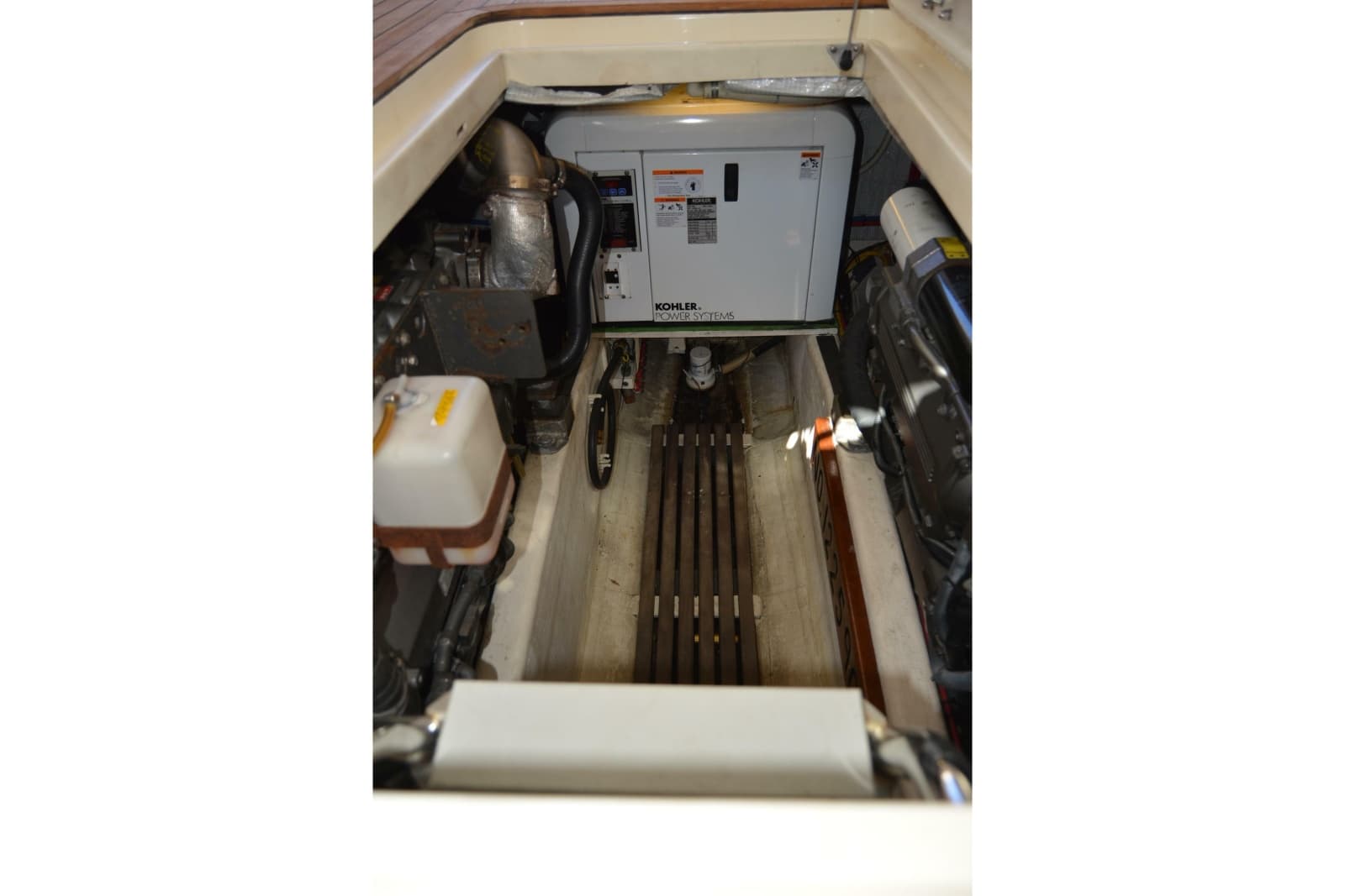 2009 Sabre 34 Express - Photo 111