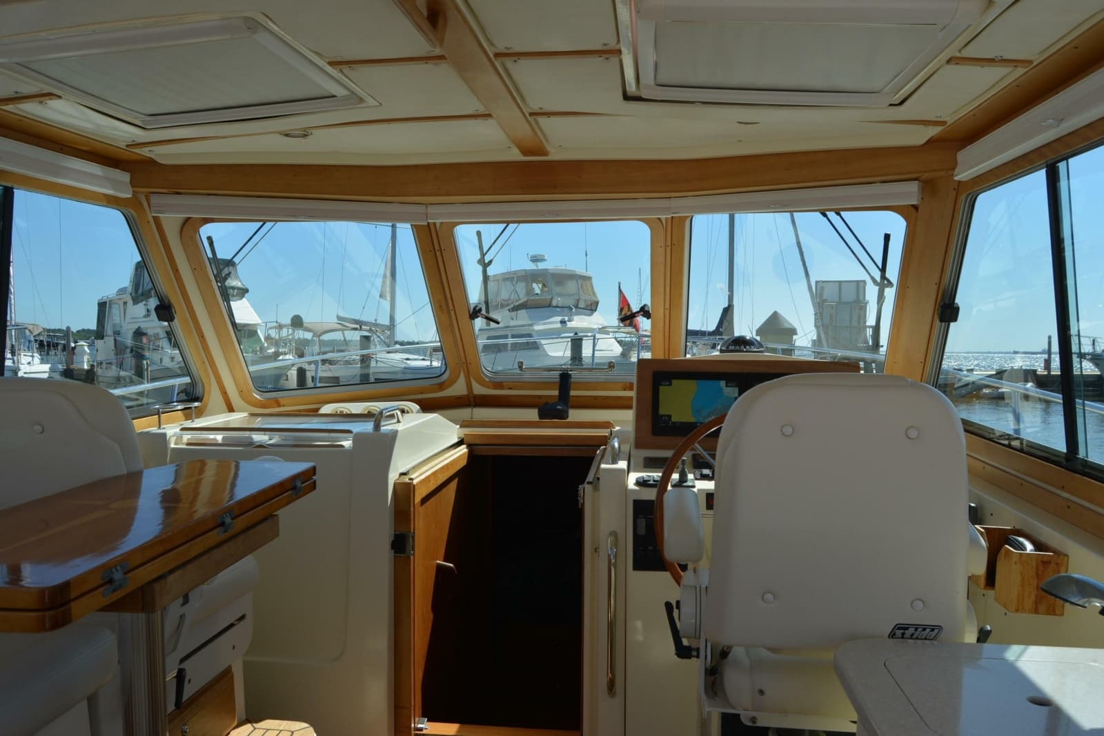 2009 Sabre 34 Express - Photo 38