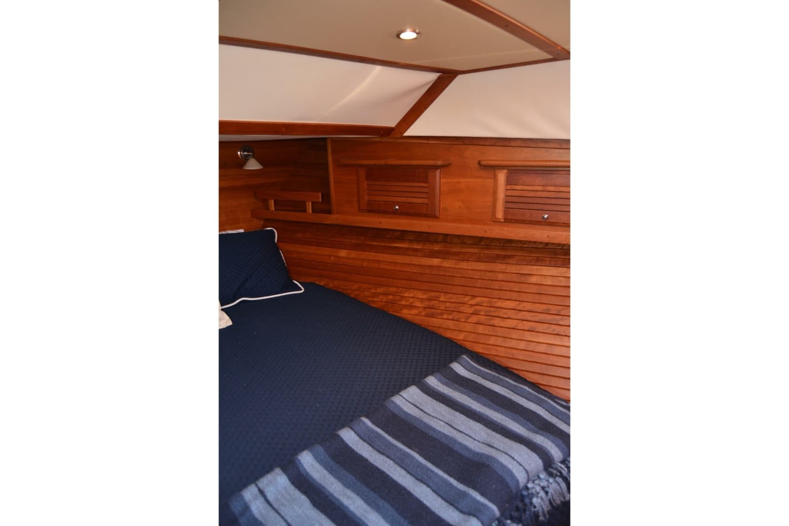 2009 Sabre 34 Express - Photo 85