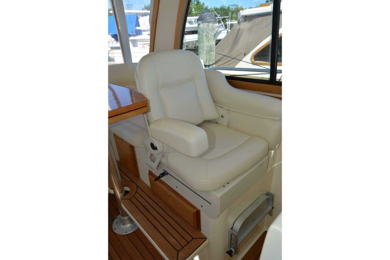 2009 Sabre 34 Express - Photo 67