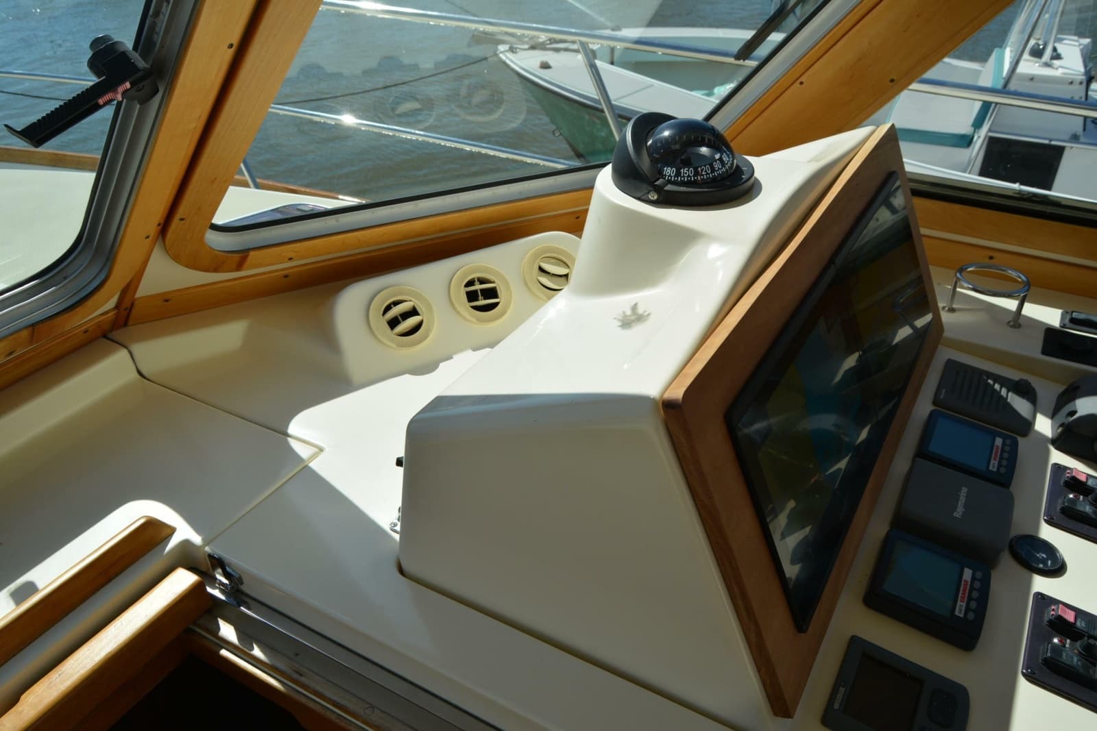 2009 Sabre 34 Express - Photo 64